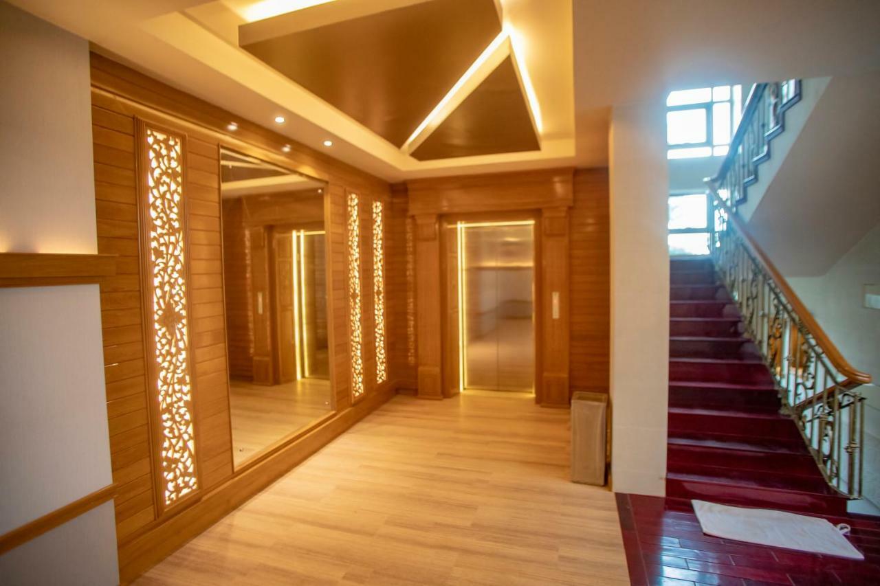 Prestige Residences At Golden Valley By Grand United Hospitality Yangón Exterior foto