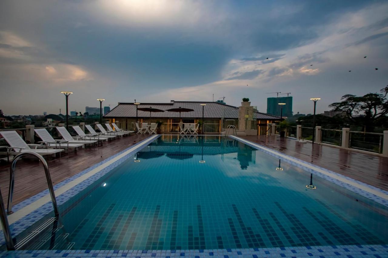 Prestige Residences At Golden Valley By Grand United Hospitality Yangón Exterior foto